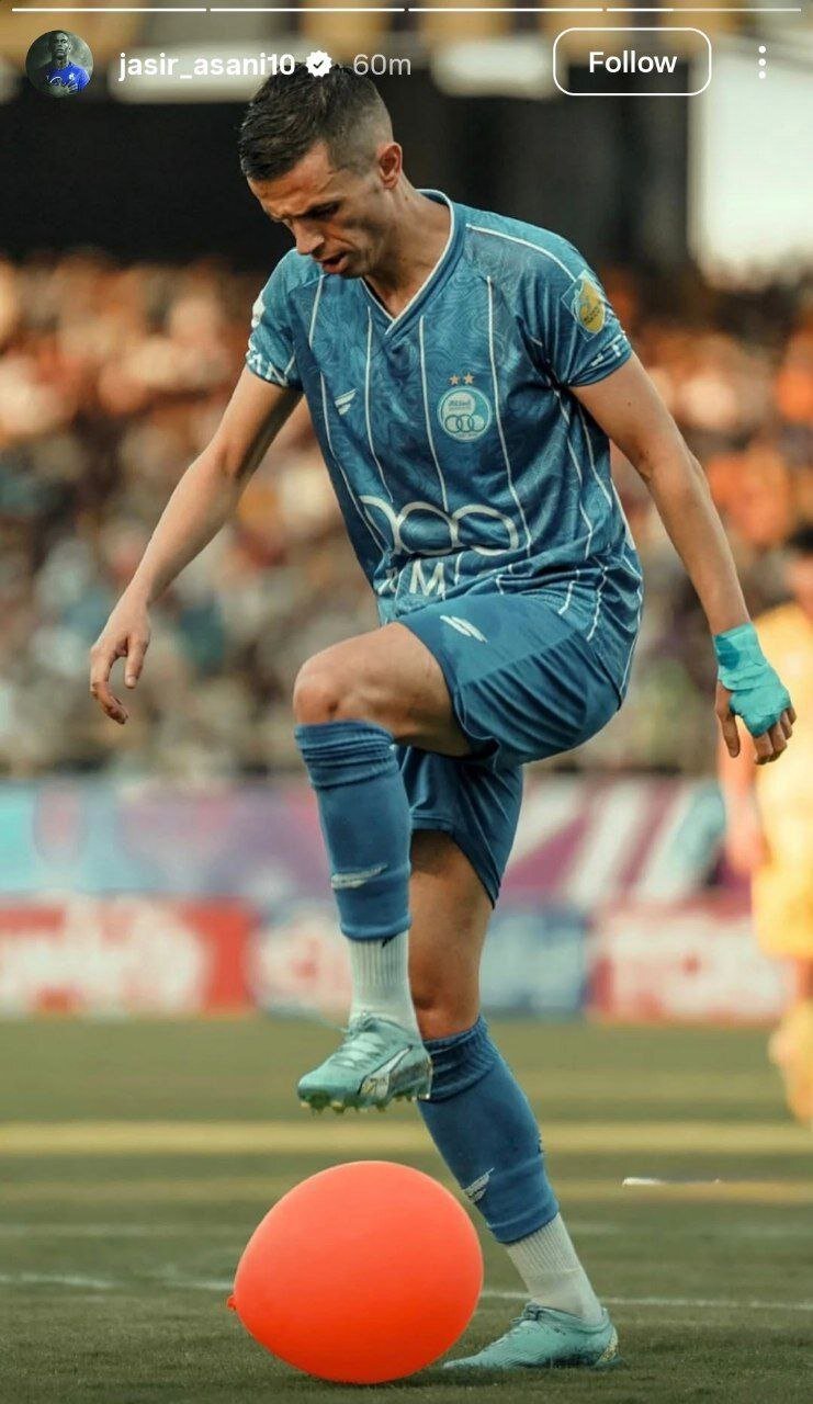 عکس | استوری طعنه‌آمیز ستاره استقلال/ له کردن بادکنک قرمز!