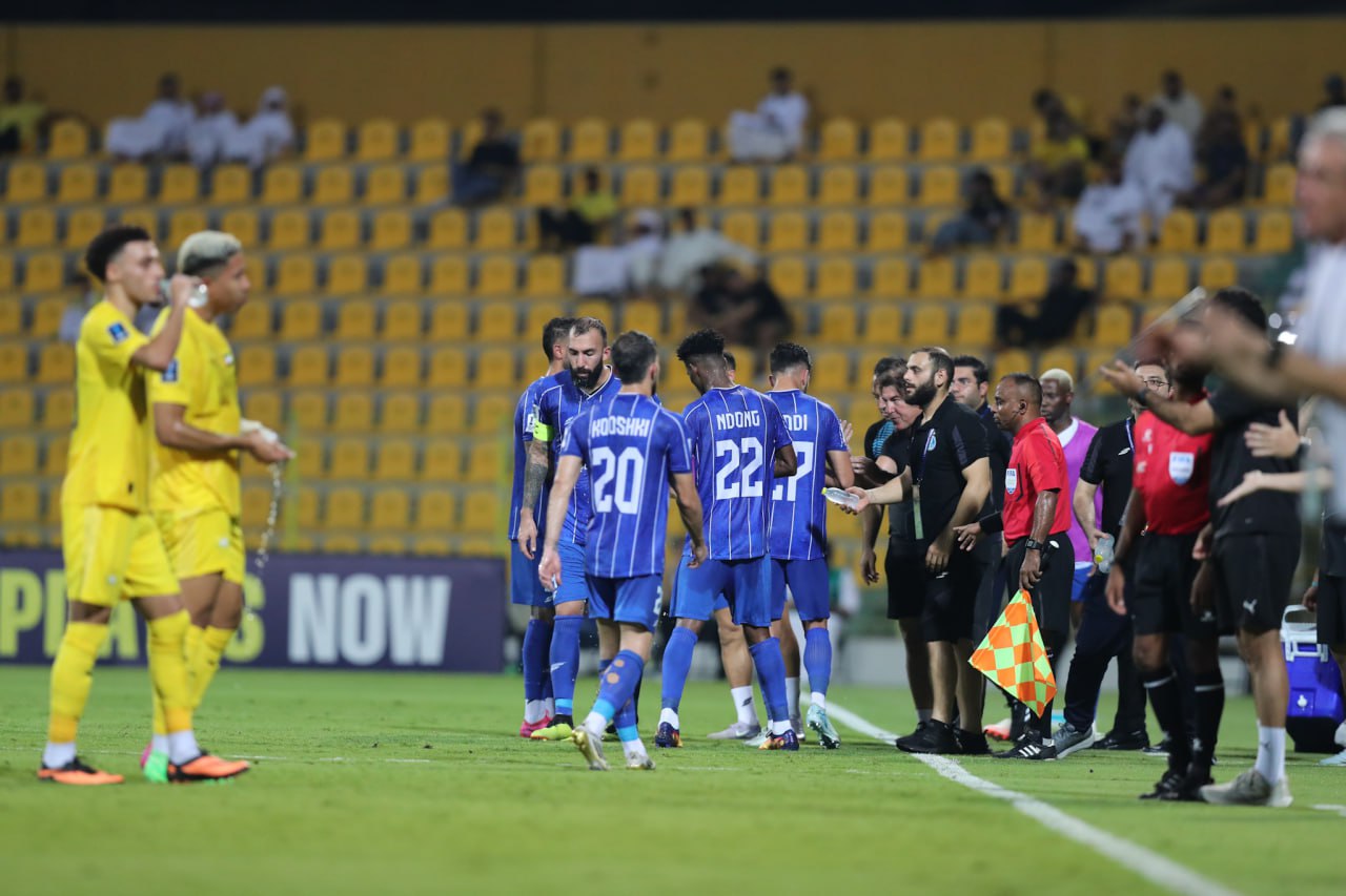 احتمال لغو دیدار استقلال مقابل الوصل به دلیل آلودگی هوا! احتمال لغو دیدار استقلال مقابل الوصل به دلیل آلودگی هوا!